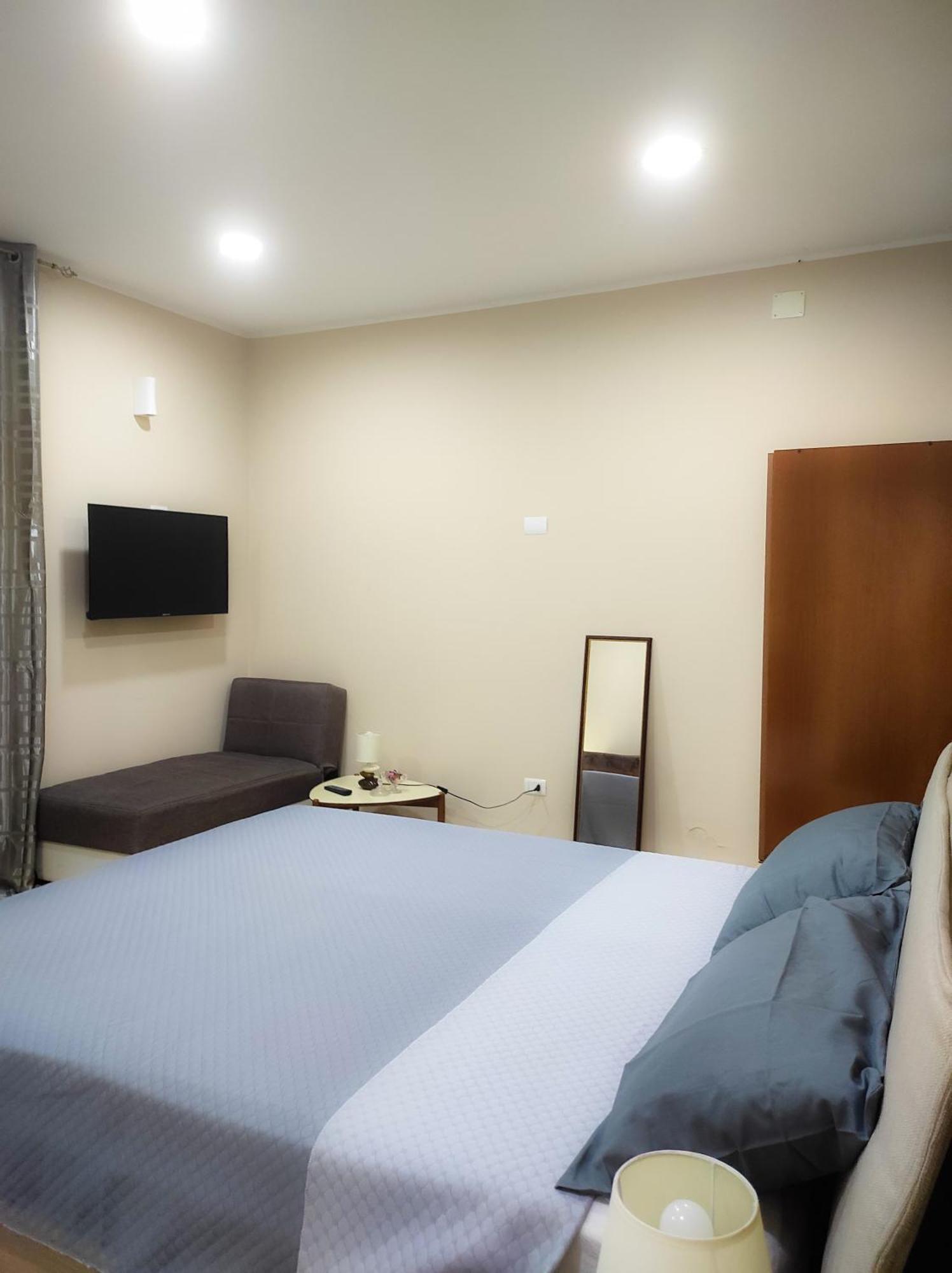 76 Avenue Suites Wi-Fi - Shuttle Reggio di Calabria Ngoại thất bức ảnh